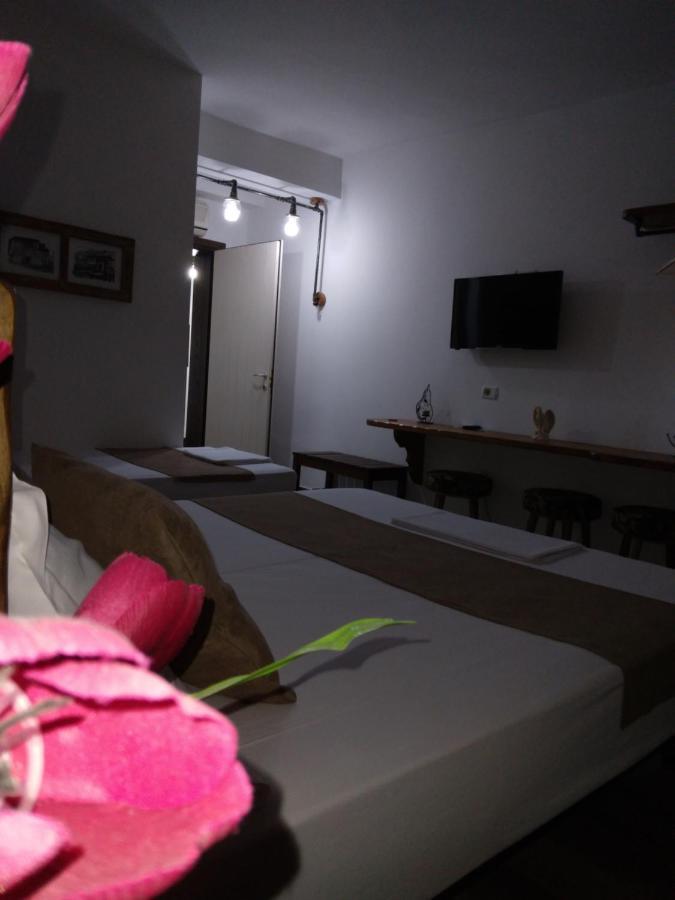 Hotel Omer Berat Ngoại thất bức ảnh