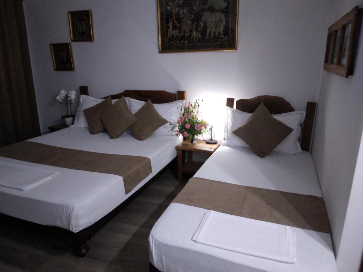 Hotel Omer Berat Phòng bức ảnh